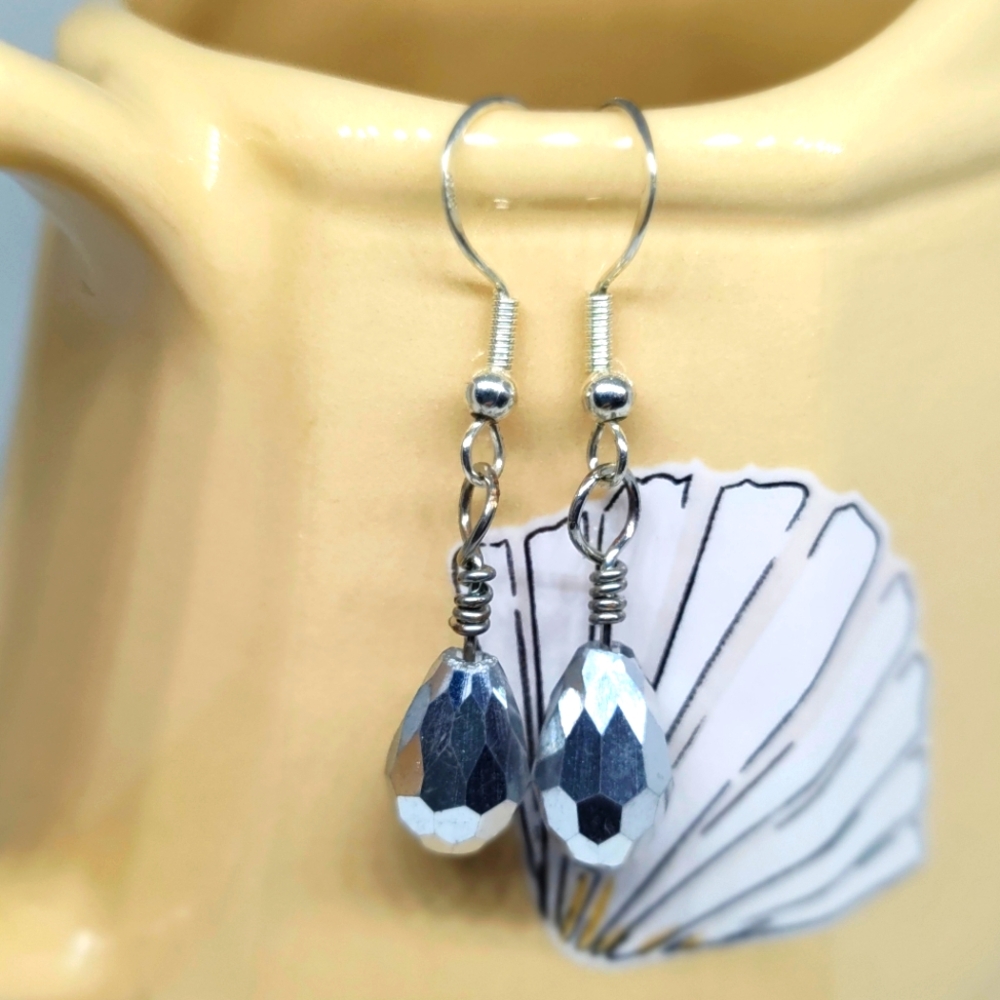Elegant Silver Tear Drop Earrings